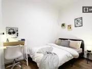 Habitación en piso compartido de 4 habitaciones en...