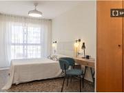 Habitación en piso compartido de 4 habitaciones en...