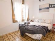 Habitación en piso compartido de 4 habitaciones en...