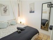 Habitación en piso compartido de 4 habitaciones en...