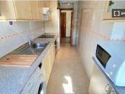 Habitación en piso compartido de 4 habitaciones en...