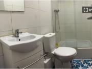 Habitación en piso compartido de 4 habitaciones en...