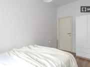 Habitación en piso compartido de 4 habitaciones en...