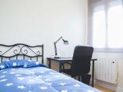 Habitación en piso compartido de 4 habitaciones en...