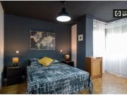 Habitación en piso compartido de 5 habitaciones en...