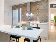 Habitación en piso compartido de 5 habitaciones en...