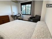 Habitación en piso compartido de 5 habitaciones en...