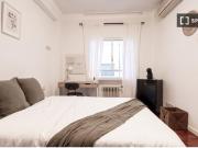 Habitación en piso compartido de 5 habitaciones en...