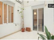 Habitación en piso compartido de 5 habitaciones en...