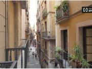 Habitación en piso compartido de 5 habitaciones en...