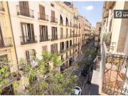 Habitación en piso compartido de 5 habitaciones en...