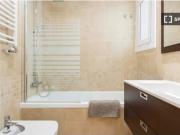 Habitación en piso compartido de 5 habitaciones en...