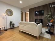 Habitación en piso compartido de 5 habitaciones en...