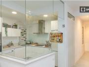 Habitación en piso compartido de 5 habitaciones en...