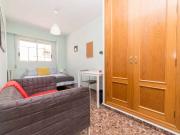 Habitación en piso compartido de 5 habitaciones en...