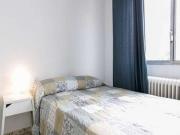 Habitación en piso compartido de 5 habitaciones en...