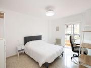 Habitación en piso compartido de 5 habitaciones en...