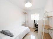 Habitación en piso compartido de 5 habitaciones en...