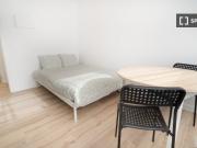 Habitación en piso compartido de 5 habitaciones en San...