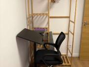 Habitación en piso compartido de 5 habitaciones, La...