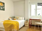 Habitación en piso compartido de 5 habitaciones,...