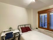 Habitación en piso compartido de 6 habitaciones,...