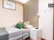 Habitación en piso compartido de 6 habitaciones en Alicante