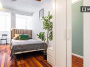 Habitación en piso compartido de 6 habitaciones en Alicante