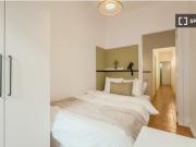 Habitación en piso compartido de 6 habitaciones en...