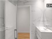 Habitación en piso compartido de 6 habitaciones en...