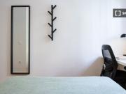 Habitación en piso compartido de 6 habitaciones en...