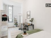 Habitación en piso compartido de 6 habitaciones en...