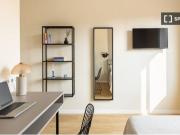 Habitación en piso compartido de 6 habitaciones en... Habitación en piso compartido de 6 habitaciones en...