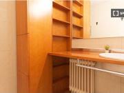 Habitación en piso compartido de 6 habitaciones en...