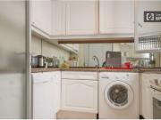 Habitación en piso compartido de 6 habitaciones en...