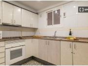 Habitación en piso compartido de 6 habitaciones en El...