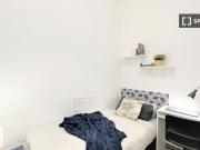 Habitación en piso compartido de 6 habitaciones en...