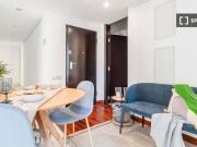 Habitación en piso compartido de 7 habitaciones en...