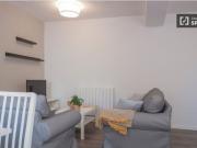 Habitación en piso compartido de 7 habitaciones en...