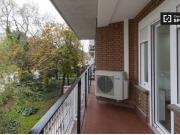 Habitación en piso compartido de 7 habitaciones en...