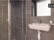 Habitación en piso compartido de 7 habitaciones en... Habitación en piso compartido de 7 habitaciones en...