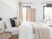 Habitación en piso compartido de 7 habitaciones en La...