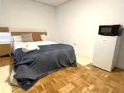 Habitación en piso compartido de 8 habitaciones en...