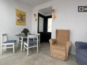 Habitación en piso compartido de 8 habitaciones en...