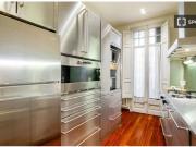 Habitación en piso compartido de 8 habitaciones en...