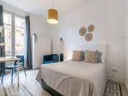 Habitación en piso compartido de 8 habitaciones en...