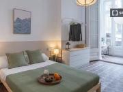 Habitación en piso compartido de 8 habitaciones en Barcelona