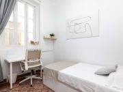 Habitación en piso compartido de 8 habitaciones, La Gran...