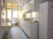 Habitación en piso compartido de 8 habitaciones, Puerta... Habitación en piso compartido de 8 habitaciones, Puerta...