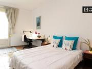 Habitación en piso compartido de 9 habitaciones en...